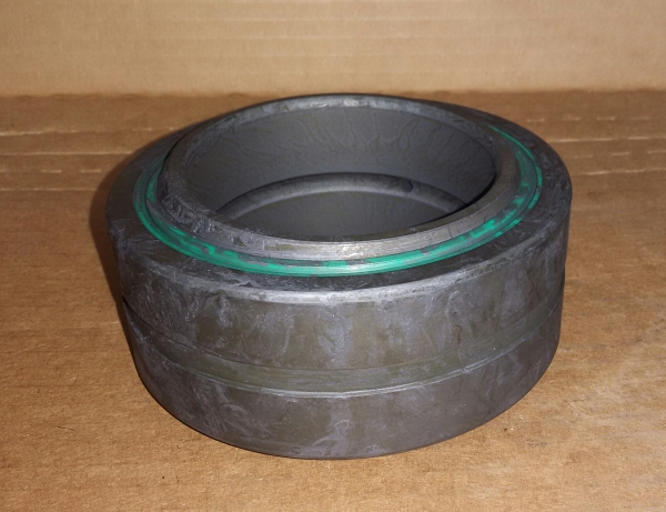 AT142307 John Deere Bushing